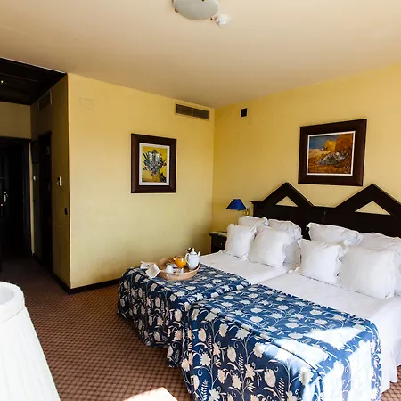 Rl Ciudad De Hotel