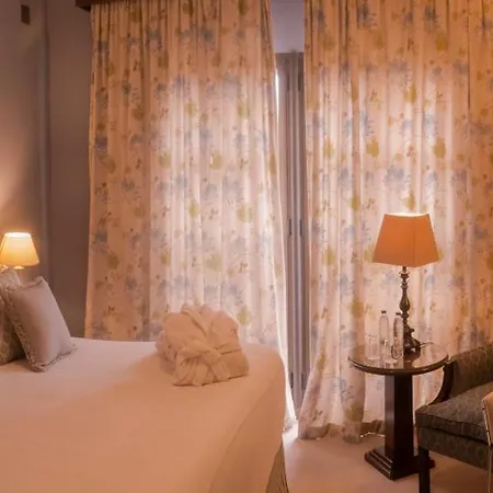 Rl Ciudad De Hotel